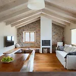 Casa Bastiani With Pool And Grill In Buje