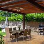 Casa Bastiani With Pool And Grill In Villa *