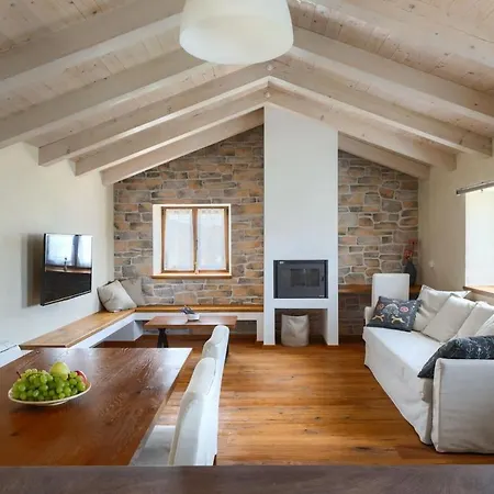 Casa Bastiani With Pool And Grill In Buje