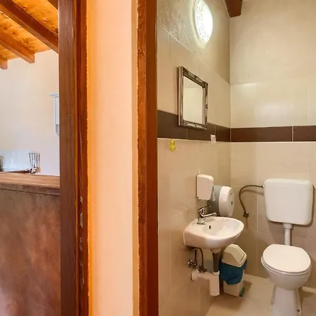 Casa Bastiani With Pool And Grill In