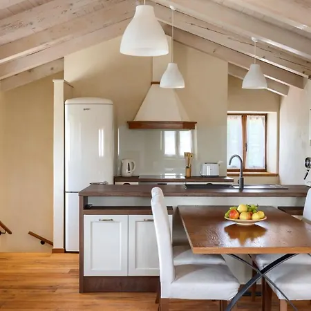 Casa Bastiani With Pool And Grill In Willa